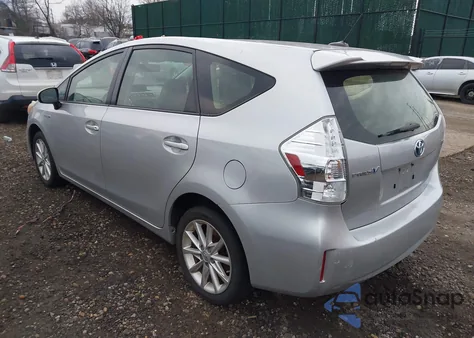 2014 Toyota Prius V Five z USA, uszkodzony, nr VIN JTDZN3EU6E3318801